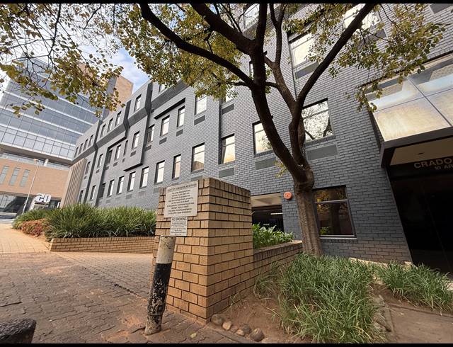 374M² OFFICE TO LET IN ROSEBANK